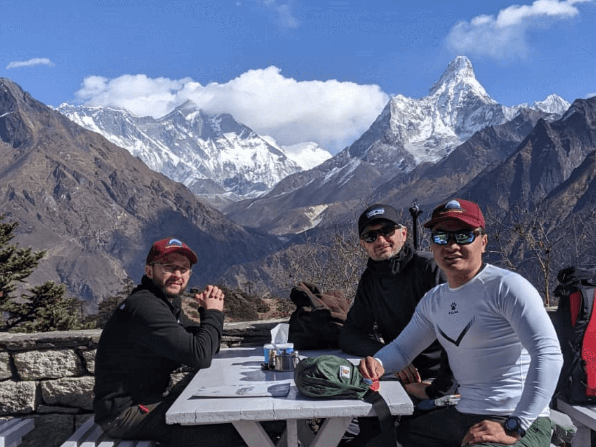 everest panorama trek in winter